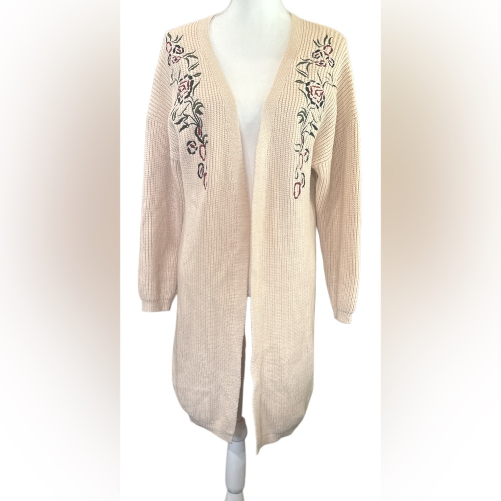 Lapis Cream Floral Embroidered Cardigan